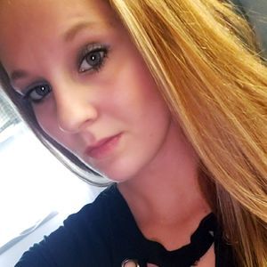 Meet your Posher, Ayla